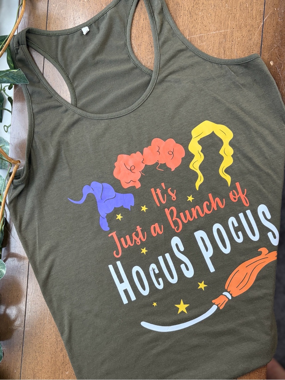 Hocus Pocus Witch Graphic Racerback Tank Top Halloween Women’s M